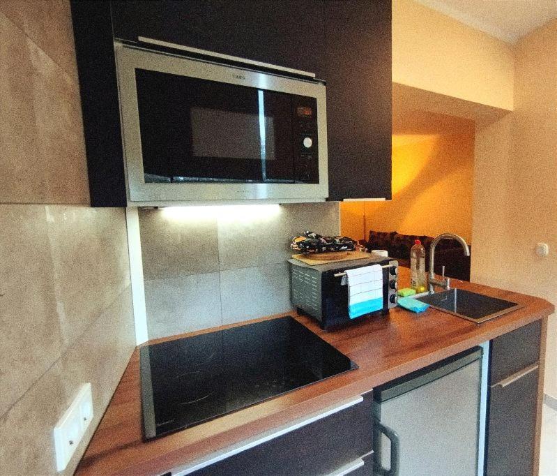 Апартаменты River View Near Frankfurt -- 3 -- 4 Betten Und 1 Groesse Schlafcouch